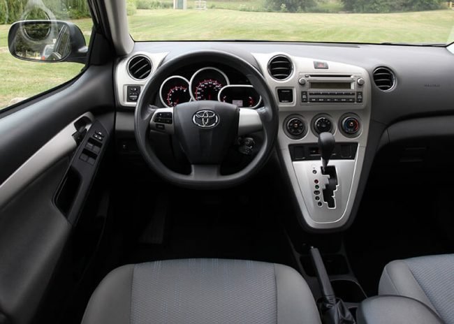 2010 Toyota Matrix Price in Nigeria - Specs, Interior and Engine 2 2010 Toyota Matrix Features