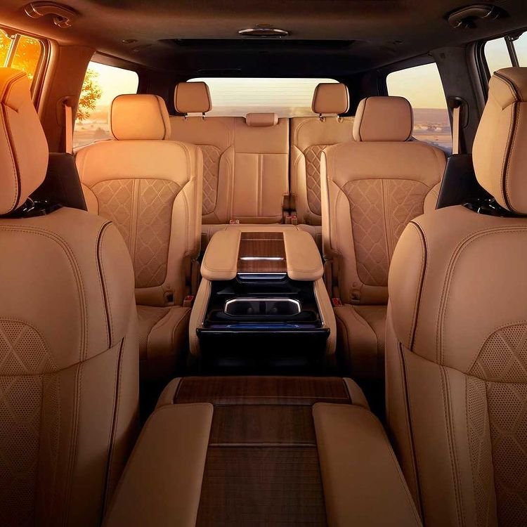 Meet The All New 2022 Jeep Wagoneer with Massive Luxury SUVs 3 2022 Jeep Grand Wagoneer interior