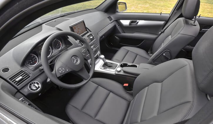 2010 Mercedes Benz C300 in Nigeria - Price, and Review 1 2010 Mercedes-Benz C300 Interior
