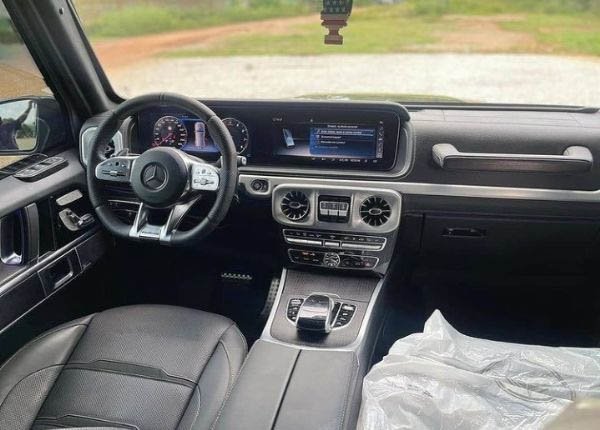 2021 Armoured Mercedes Benz AMG G63 cost in Nigeria 3 armoured Mercedes-AMG G63 interior