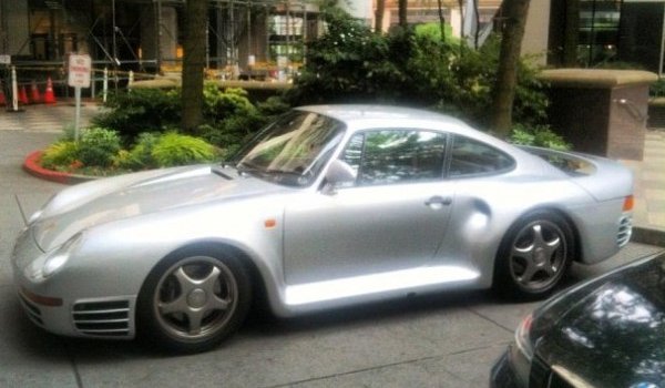 Bill Gates Expensive Cars 2024 - Top Luxury Wheels Of The Tech Billionaire 2 bill gates Porsche 959 Sports