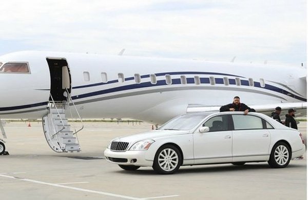Check out Dj Khaled's Car collection, from Rolls Royce Wraith, Maybach Landaulet 7 Dj-Khaled-2012-Maybach-Landaulet