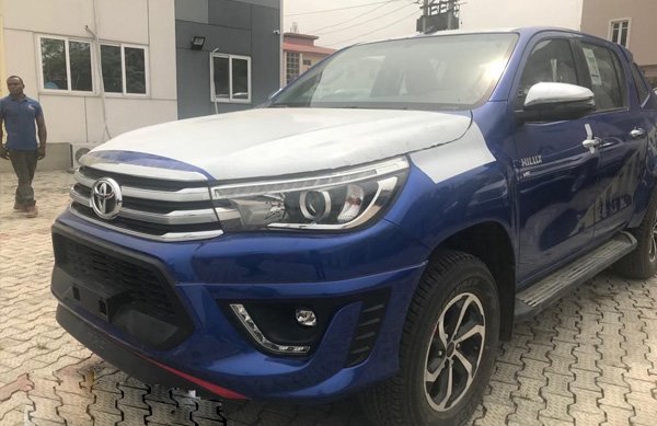 Toyota Hilux Price in Nigeria, V6 Trd Revolution, Specifications 2 Toyota Hilux V6 Trd Revolution