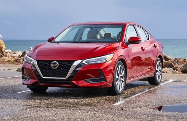 If You Don’t Like The 2022 Toyota Corolla, Buy These Instead 2 2022 NISSAN SENTRA