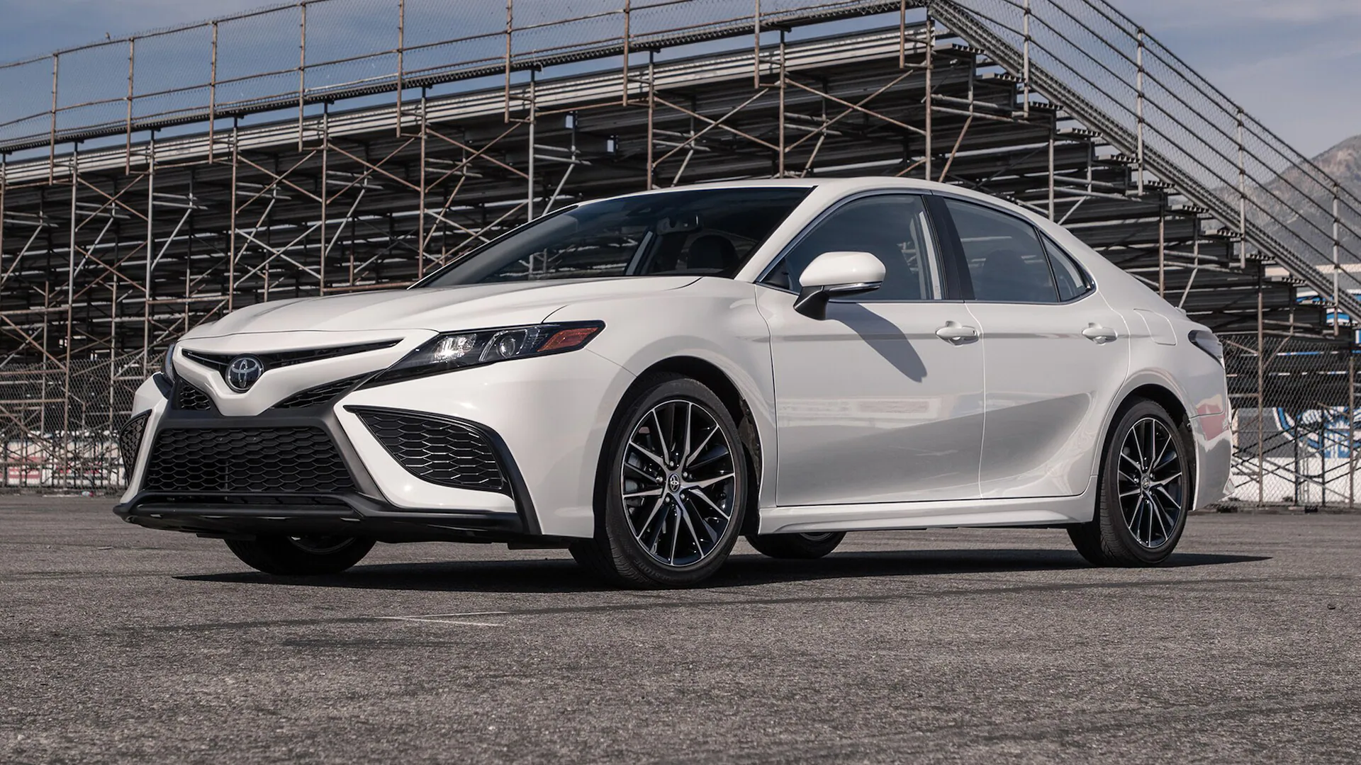 5 Best Fuel Economy Cars for Nigerian Families in 2024 3 2022 Camry Hybrid