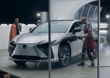 BEHIND THE SCENES OF "Black Panther 2: Wakanda Forever" Showing First-Ever Lexus Fully-Electric RZ 450e" 2 The-lexus-rz-450e-to-show-on-black-panther