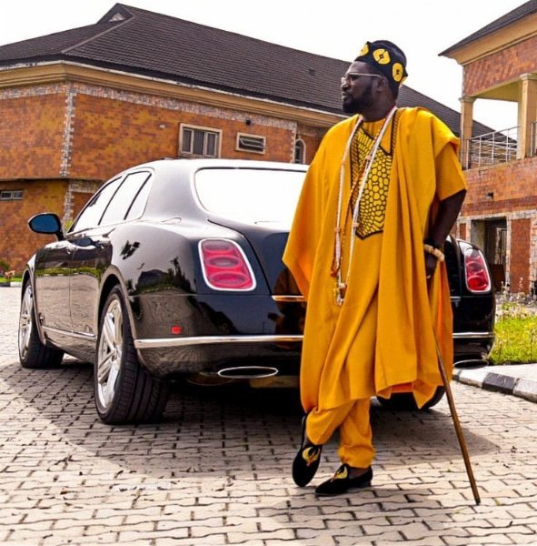 Warri Billionaire Chief Ayiri Emami with Luxury cars, from Rolls-Royce Phantom And Bentley Mulsanne 2 Chief Ayiri of Warri Next To His Bentley Mulsanne
