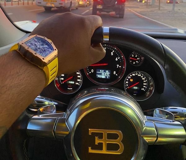 Mompha and Hushpuppi Net Worth - Who Is The Richest? 11 Hushpuppi Bugatti Veyron