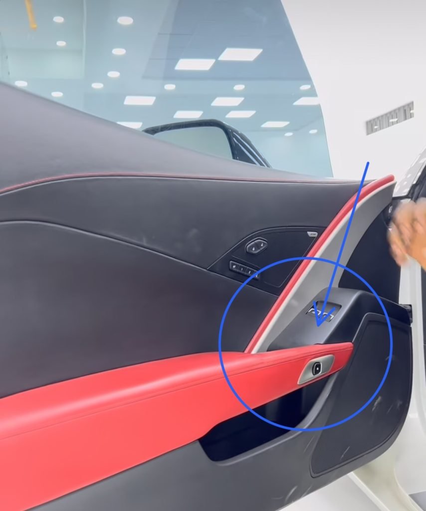 “This Car Is Made For Stingy People” Ola Of Lagos Inside The 2017 Chevrolet Corvette Stingray 3 The Car Unlock Button