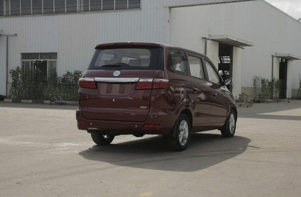 Leave Foreign Cars, Buy The Innoson Motors IVM G20 Now 1 Innoson Motors IVM G20 back view