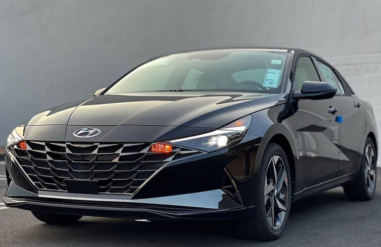 5 Best Fuel Economy Cars for Nigerian Families in 2024 5 2022 Hyundai Elantra Hybrid