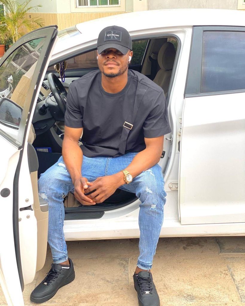 Stanley Nwabali Biography, Net Worth, Cars, Career, Current Club 4 Stanley Nwabali Cars