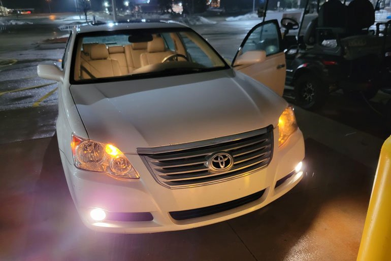 Used car shoppers In Nigeria with a 3 million naira budget urged to buy these five pre-owned vehicles 4 2008 Toyota Avalon