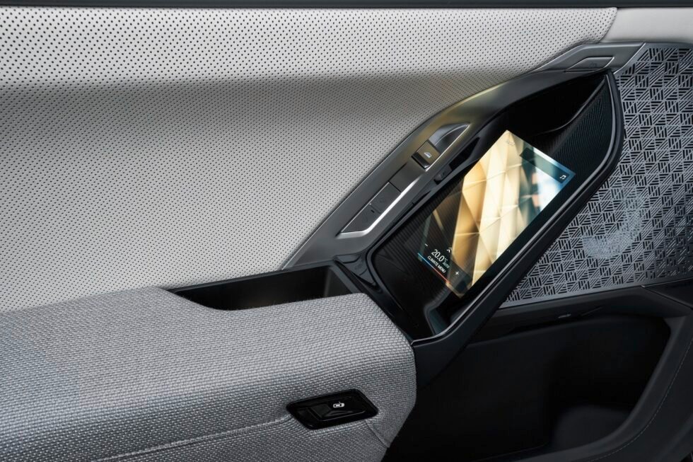 Interior & Infotainment Display Of The 2023 BMW i7 xDrive60