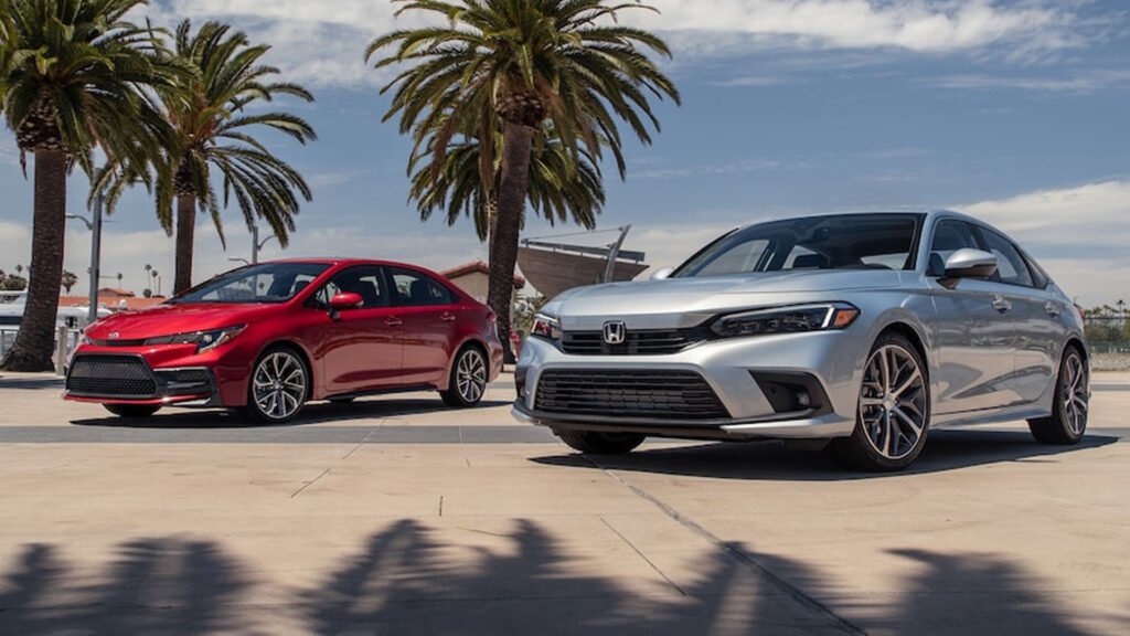 2022 Toyota Corolla and 2022 Honda Civic
