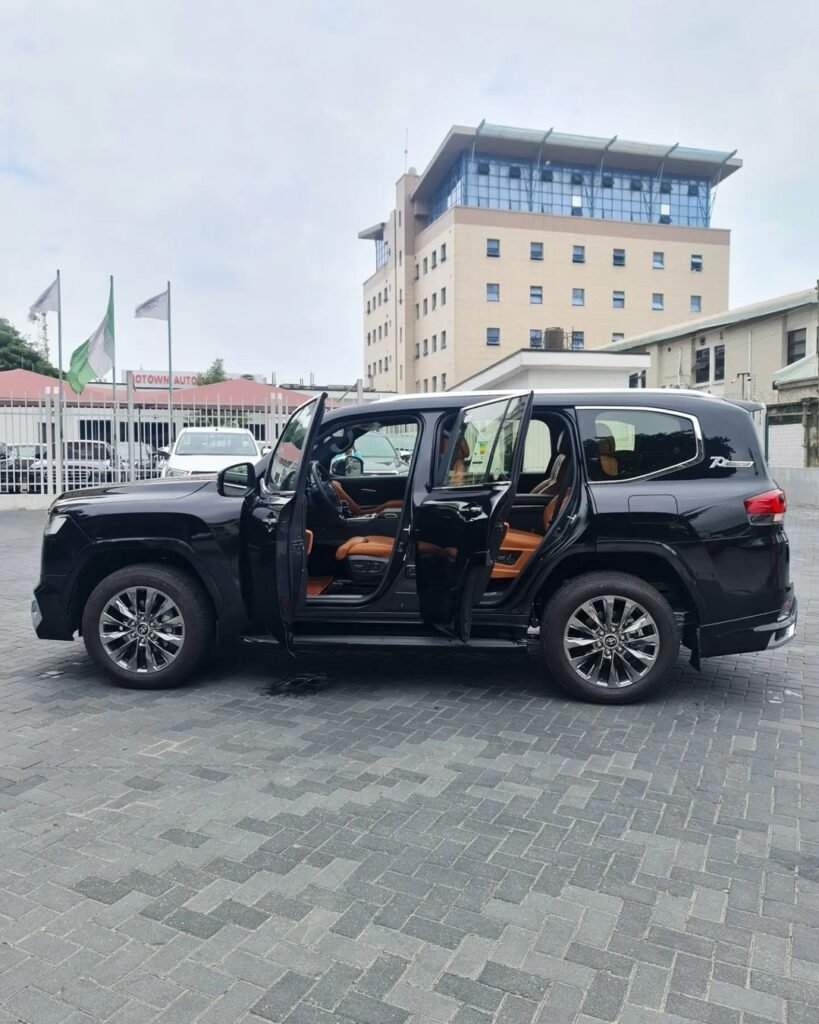2022 Toyota Land Cruiser