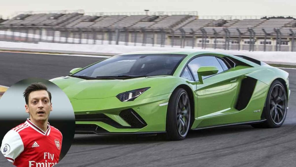 Mesut Ozil - Lamborghini Aventador