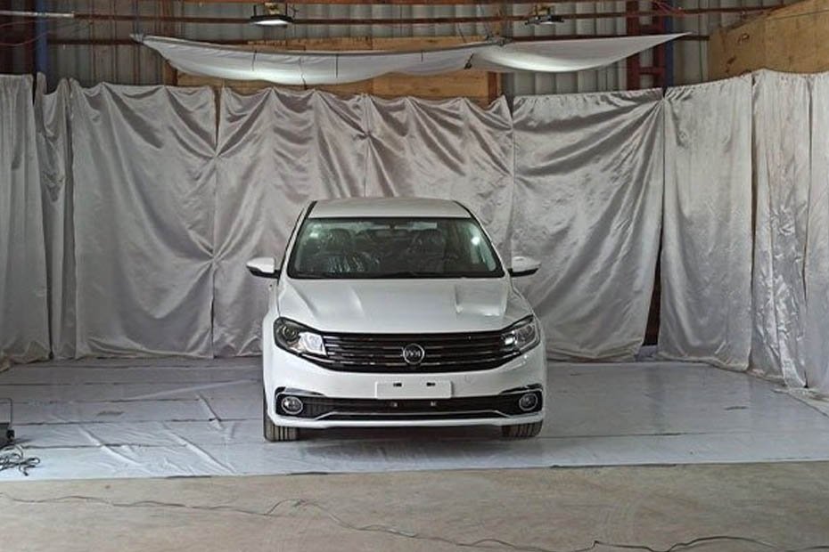 Innoson's most fuel-efficient car, IVM Caris get a new price 1 Unveil IVM Caris in Nigeria