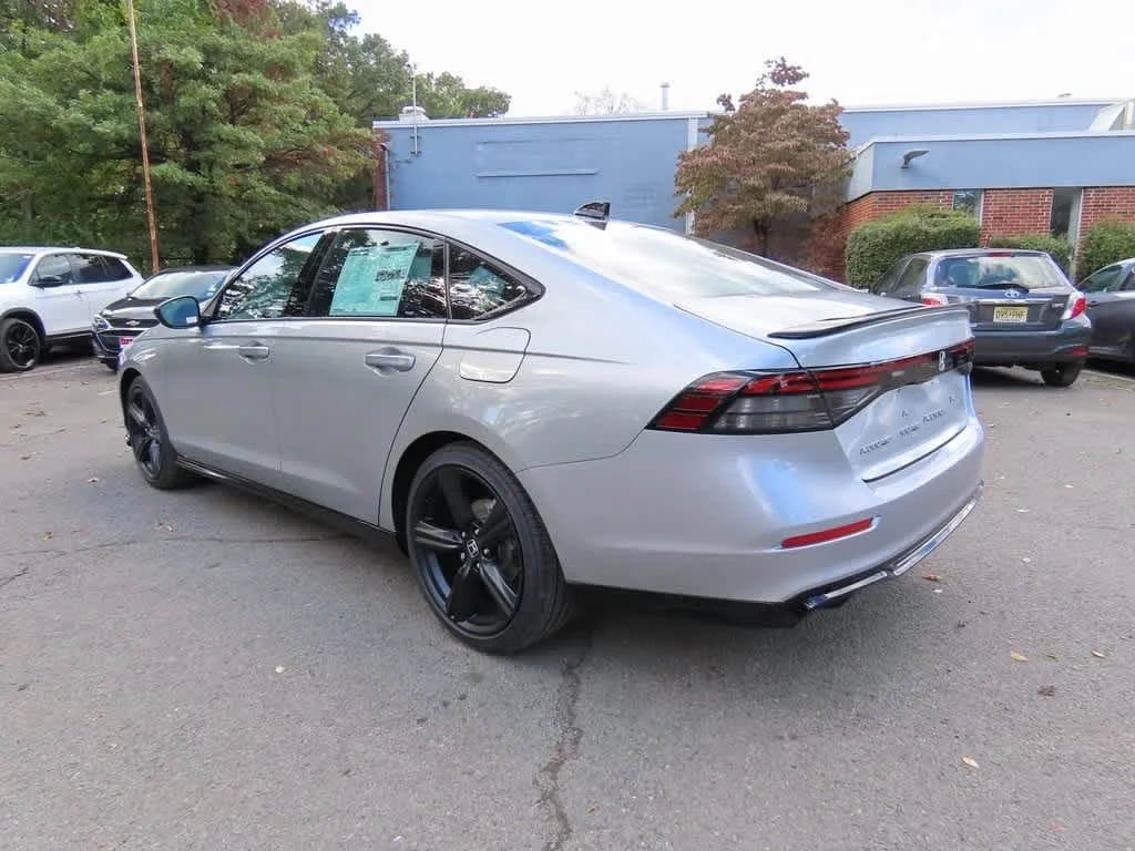 2025 Honda Accord side view